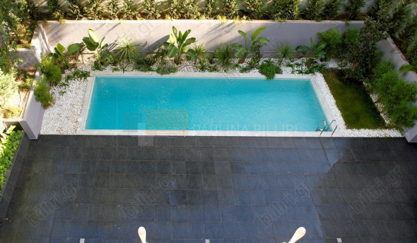 Πισίνα - Pool