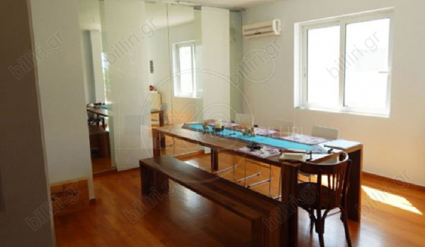 Tραπεζαρία - Dinning room